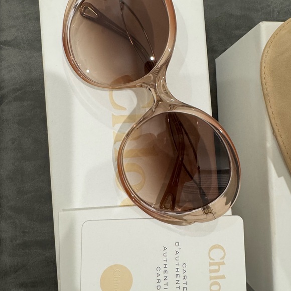 Chloé Pink Round Sunglasses - - Picture 2 of 6